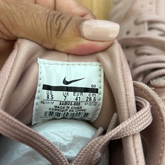 Nike Air Huarache Run Pink size 9.5 - Picture 12 of 13